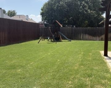 1612 Cedar Elm Drive - Photo Thumbnail 5