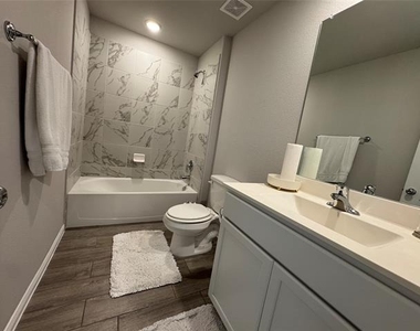 3613 Monte Carlo Lane - Photo Thumbnail 15