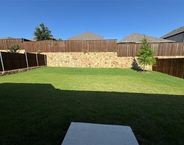 3613 Monte Carlo Lane - Photo Thumbnail 17