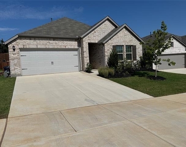 3613 Monte Carlo Lane - Photo Thumbnail 1
