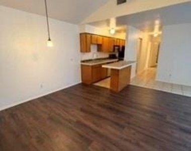 10020 Redondo Drive - Photo Thumbnail 2