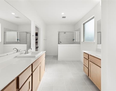 2020 Stonebrook Street - Photo Thumbnail 14