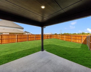 2020 Stonebrook Street - Photo Thumbnail 25