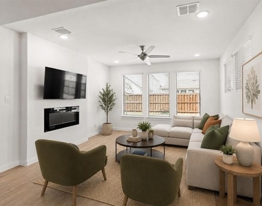 2020 Stonebrook Street - Photo Thumbnail 11