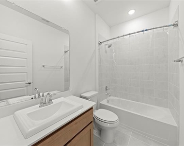 2020 Stonebrook Street - Photo Thumbnail 23
