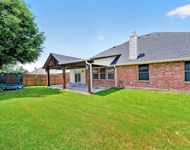 925 Cedar Creek Drive - Photo Thumbnail 29