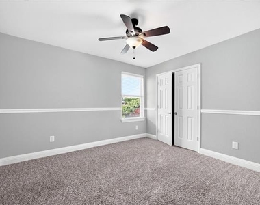 925 Cedar Creek Drive - Photo Thumbnail 21