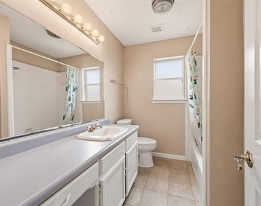 328 Anita Avenue - Photo Thumbnail 20