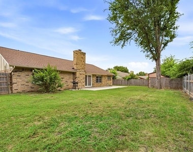 328 Anita Avenue - Photo Thumbnail 26