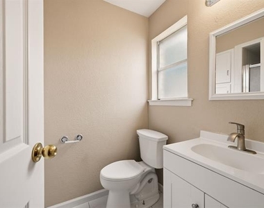 328 Anita Avenue - Photo Thumbnail 16