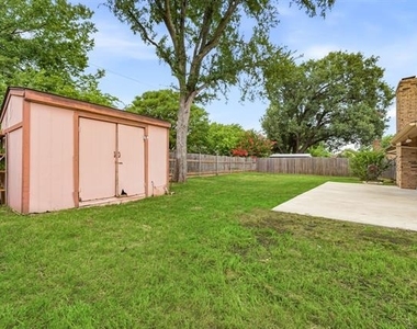 328 Anita Avenue - Photo Thumbnail 23