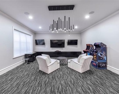 3548 Bryn Mawr - Photo Thumbnail 14