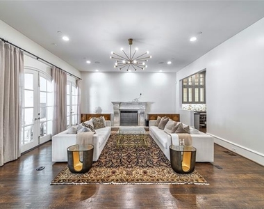 3548 Bryn Mawr - Photo Thumbnail 5