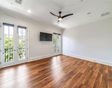 3548 Bryn Mawr - Photo Thumbnail 26