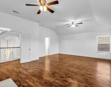 3010 Lena Drive - Photo Thumbnail 28