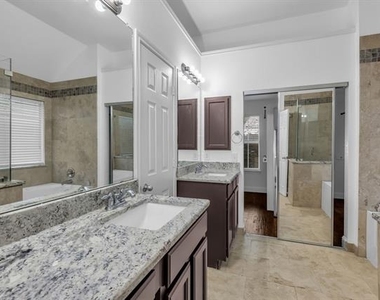 3010 Lena Drive - Photo Thumbnail 30