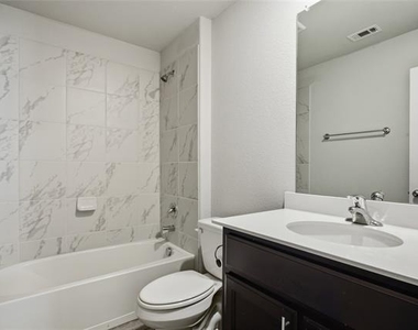 14009 Danesdale Drive - Photo Thumbnail 19