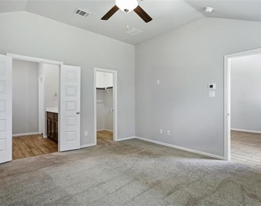 14009 Danesdale Drive - Photo Thumbnail 12