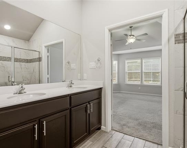 14009 Danesdale Drive - Photo Thumbnail 15