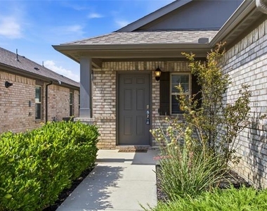 14009 Danesdale Drive - Photo Thumbnail 3
