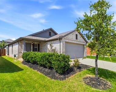 14009 Danesdale Drive - Photo Thumbnail 2