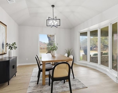 3716 Sweetbriar Lane - Photo Thumbnail 5