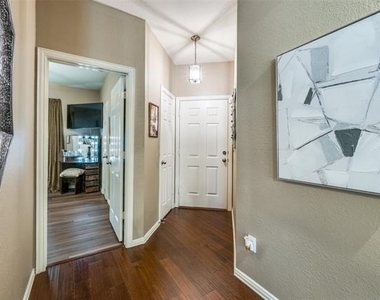 1375 Kingston Place - Photo Thumbnail 3
