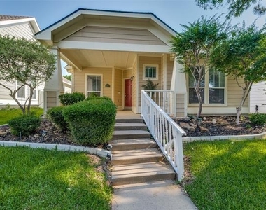 1375 Kingston Place - Photo Thumbnail 1