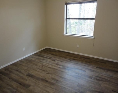 7517 Cimarron Drive - Photo Thumbnail 18