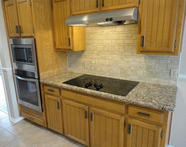 7517 Cimarron Drive - Photo Thumbnail 5