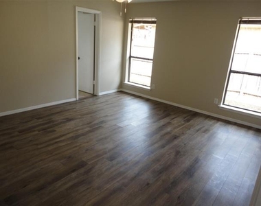 7517 Cimarron Drive - Photo Thumbnail 13