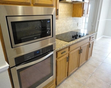 7517 Cimarron Drive - Photo Thumbnail 3