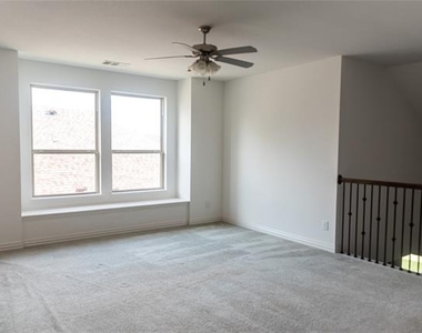 1000 Hoxton Road - Photo Thumbnail 24
