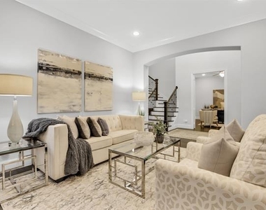 724 Orleans Drive - Photo Thumbnail 15