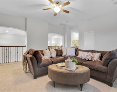 724 Orleans Drive - Photo Thumbnail 24