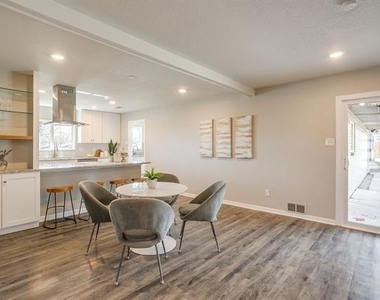6940 Bal Lake Drive - Photo Thumbnail 6