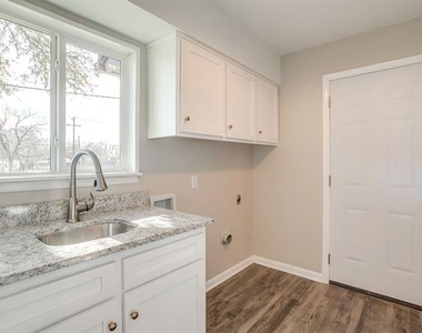 6940 Bal Lake Drive - Photo Thumbnail 18