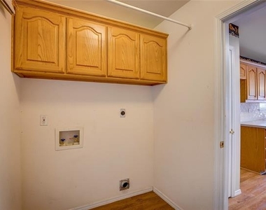 4804 Edgewater Drive - Photo Thumbnail 27