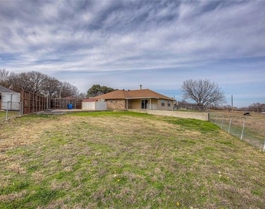 4804 Edgewater Drive - Photo Thumbnail 33
