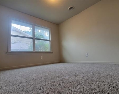 5613 Ammons Street - Photo Thumbnail 16