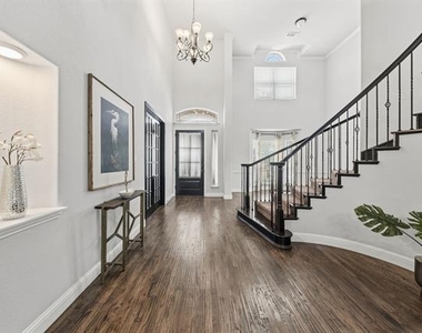 12995 Llano Avenue - Photo Thumbnail 3