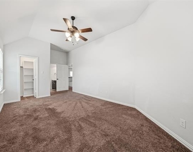 12995 Llano Avenue - Photo Thumbnail 26