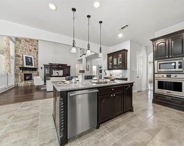 12995 Llano Avenue - Photo Thumbnail 13