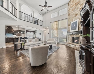 12995 Llano Avenue - Photo Thumbnail 7