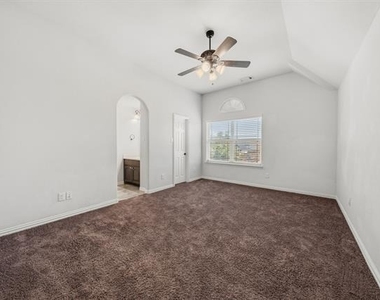 12995 Llano Avenue - Photo Thumbnail 33