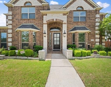 12995 Llano Avenue - Photo Thumbnail 2