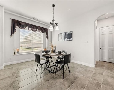12995 Llano Avenue - Photo Thumbnail 11