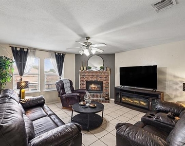 3608 Dove Lane - Photo Thumbnail 14