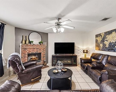 3608 Dove Lane - Photo Thumbnail 13