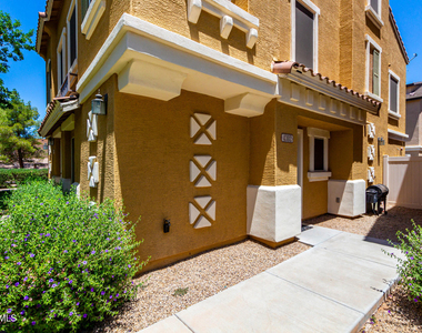 4302 E Jasper Drive - Photo Thumbnail 2